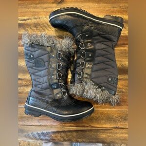Sorel Womens Tofino II Black Faux Fur Lined Waterproof Winter Boots